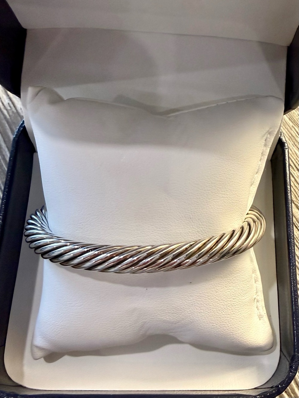 David Yurman Classic Cable Bracelet - Picture 5 of 6